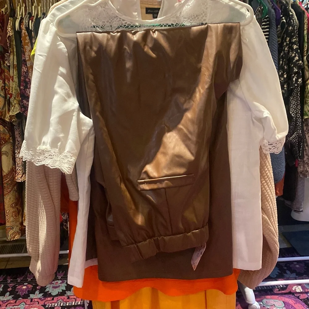 1X Faux leather trousers - Picture 2 of 3